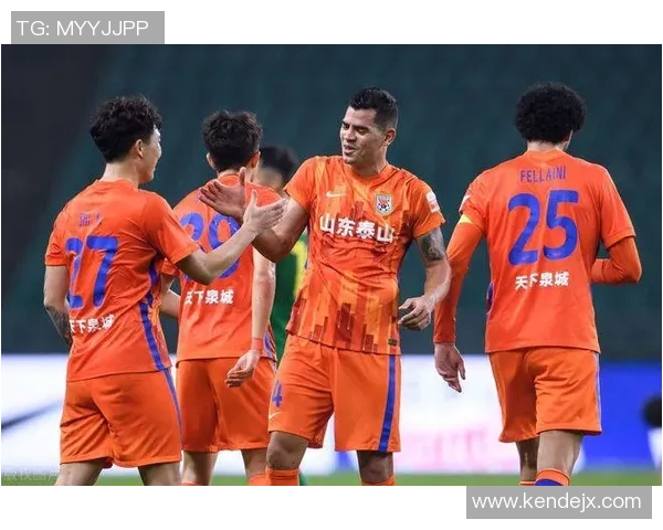 南京足球队与西安足球队赛后复盘团队协作分析与战术总结 南京足球队与西安足球队赛后复盘团队协作分析与战术总结